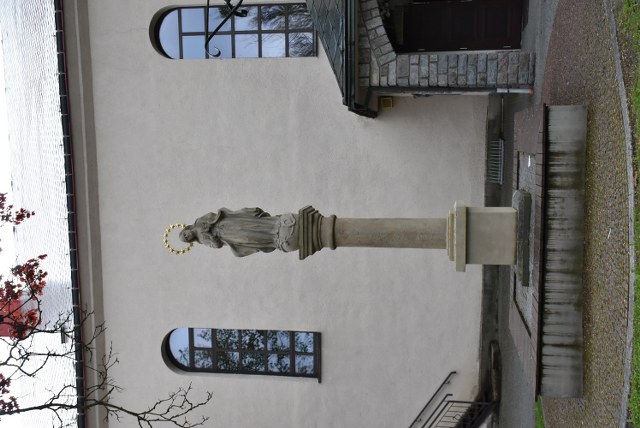 Immaculata/Mariánsky stĺp Svätý Ján Nepomucký
